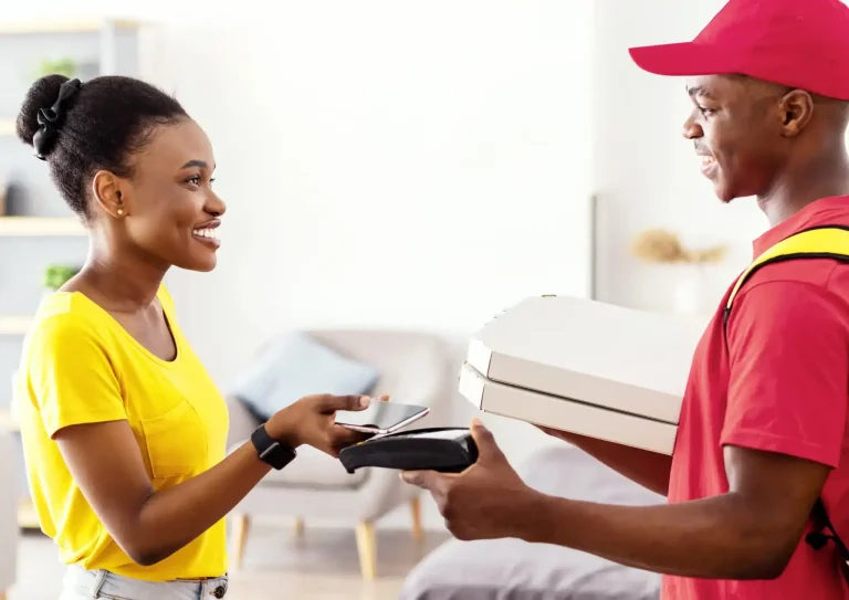 Após casos de envenenamento, lei na Paraíba obriga identificação de remetente em todas as entregas