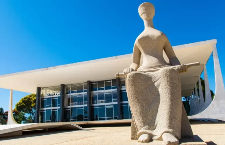 Juristocracia enfraquece a sociedade civil