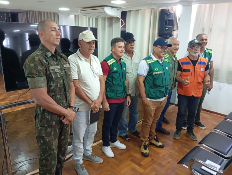 Reunião sobre Operação Pipa reúne coordenadores de Defesa Civil da Borborema em Monteiro