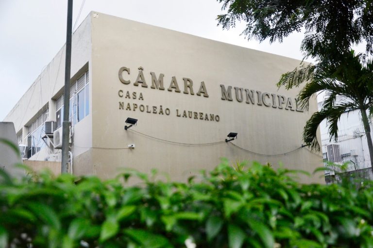 Câmara de Vereadores define presidente e relator da CPI dos combustíveis, na capital