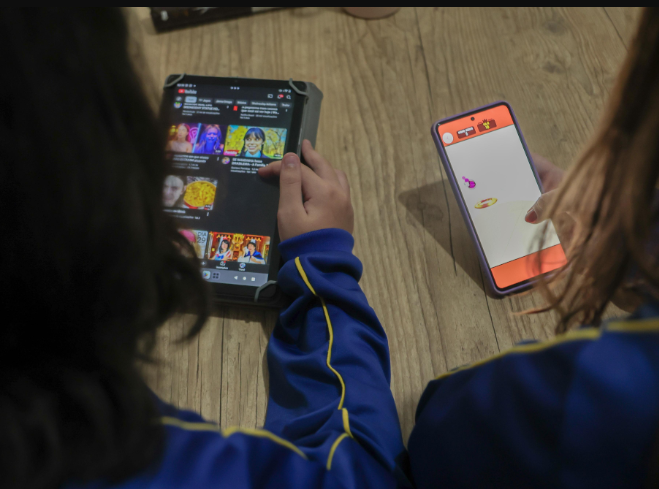 Especialista alerta sobre impacto do uso de telas na saúde mental de crianças e adolescentes