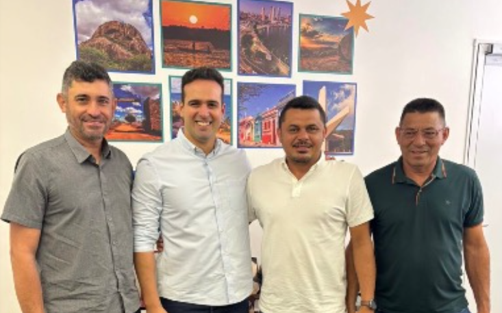 Lucas Ribeiro recebe apoio de prefeito do MDB na disputa pelo Governo da Paraíba