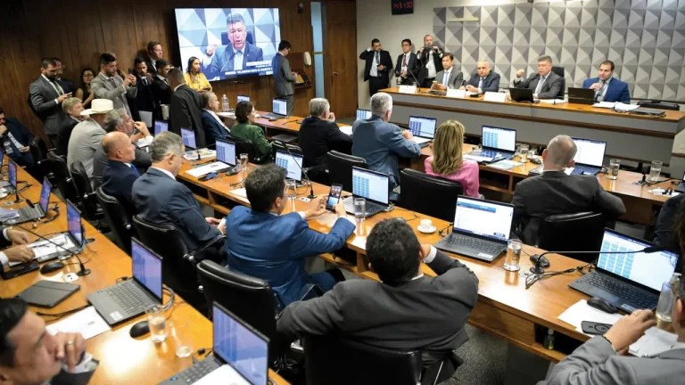 CPMI do INSS rejeita convocação de Frei Chico, irmão de Lula