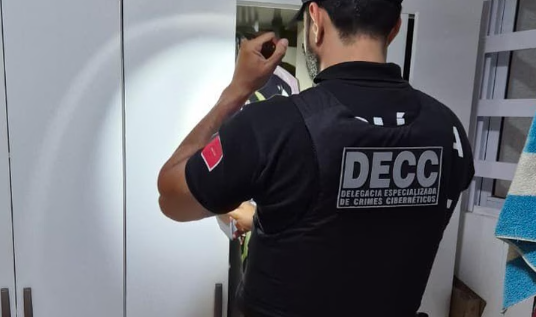 Suspeito de pagar por vídeo íntimo de adolescente de 13 anos é preso em Cabedelo