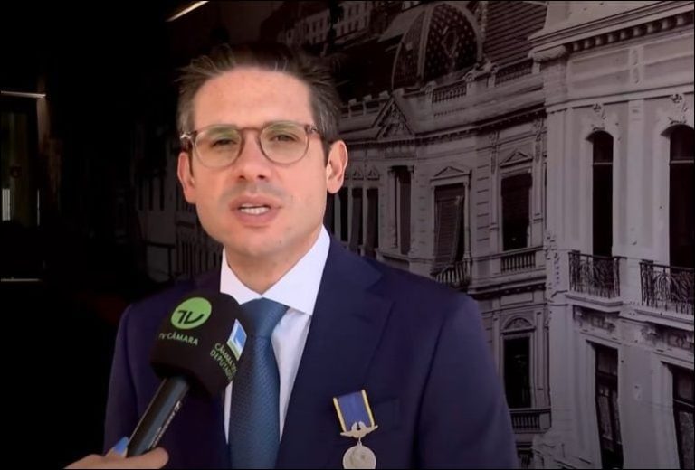 “Não é hora de autofagia”, alerta Hugo Motta sobre alianças políticas para 2026