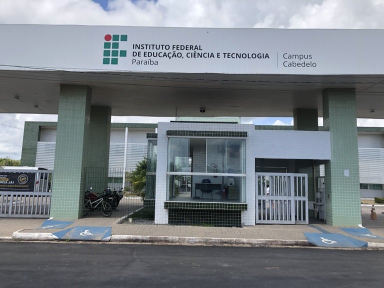 Confira detalhes do edital do concurso do IFPB com 53 vagas e salários iniciais de até R$ 4,9 mil