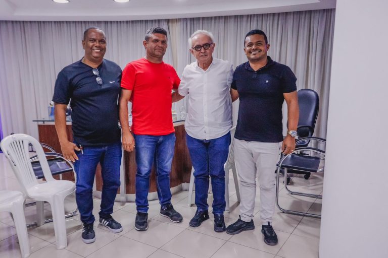 Cícero recebe apoio de ex-prefeito de Tenório e vereadores de Juarez Távora