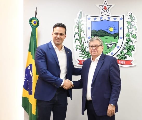 Lucas desmente especulações da oposição sobre desistência da sua pré-candidatura e permanência de João no governo