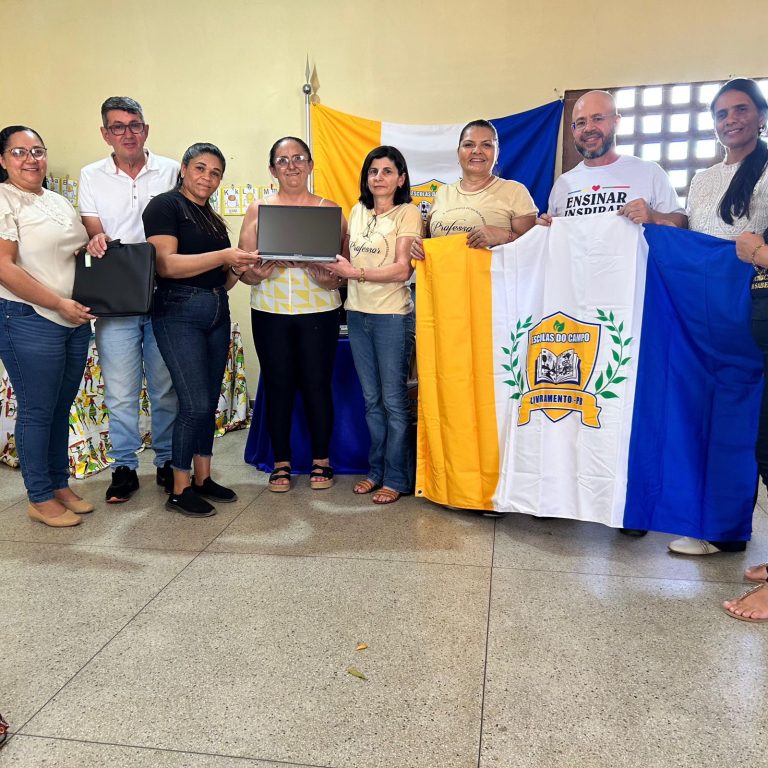 Educação de Livramento avança com formação sobre equidade racial e entrega de equipamentos às escolas do campo