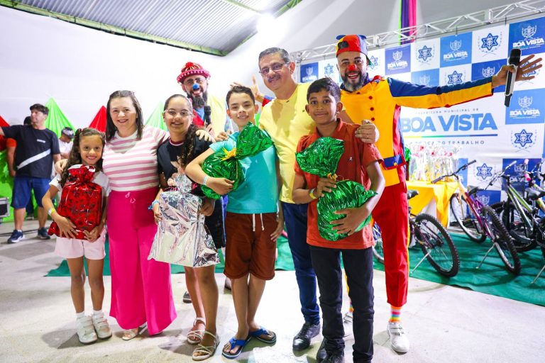 Prefeitura de Boa Vista comemora Dia das Crianças com grande festa, presentes e brincadeiras na praça