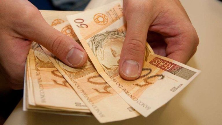 Governo do Estado divulga calendário de pagamento de servidores; confira datas