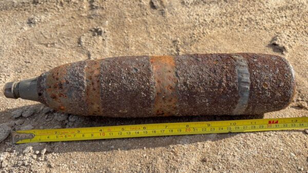 Granada militar é encontrada por moradores na Paraíba e esquadrão antibombas desarma artefato