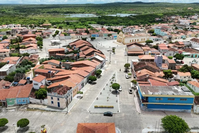 Ex-prefeito é investigado por suspeita de irregularidades que superam R$ 500 mil, na PB