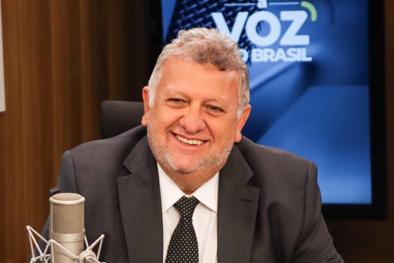 Presidente da Caixa se hospedará em agência-barco durante a COP30