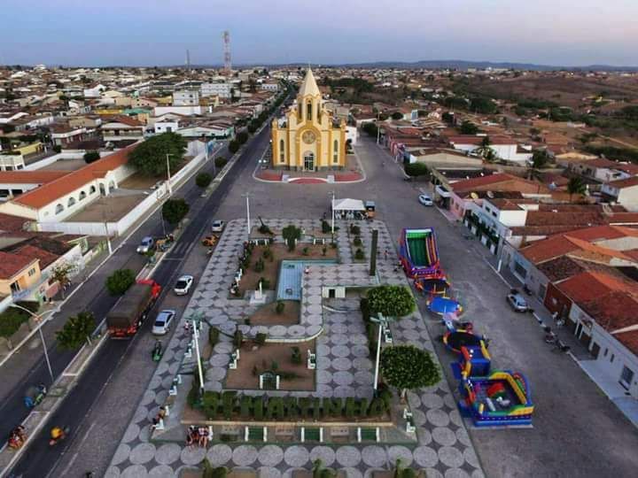 Prefeito veta lei que obrigava divulgar valores gastos com festas na Paraíba