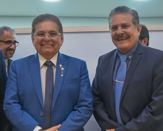 Tião Gomes elogia Deusdete, mas pondera sobre vaga no TCE: “Decisão está nas mãos de Galdino”