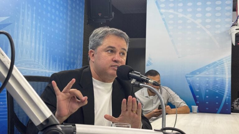 Efraim diz que já previa cenário com três candidaturas e recebe desistência de Galdino com naturalidade