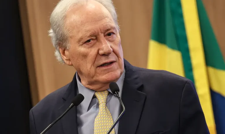 Lewandowski alerta que mudança no papel da PF seria inconstitucional