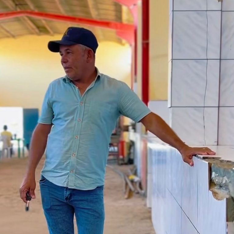 Prefeito Nananda Barbosa acompanha andamento de obras importantes em Livramento