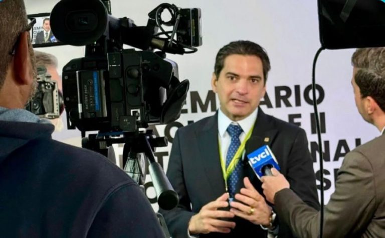 Projeto de paraibano que acaba com descontos na folha de aposentados do INSS é aprovado no Senado e vai à sanção