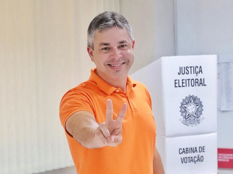 Cassado pelo TRE/PB, prefeito de Cabedelo convoca coletiva para esta quarta-feira, às 10h