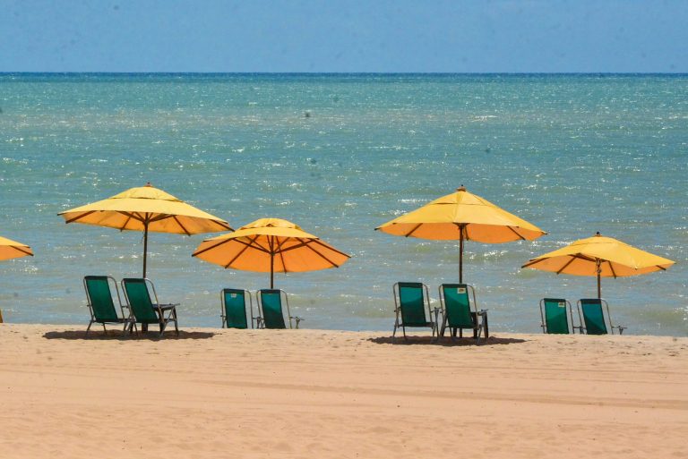 Litoral da Paraíba tem três trechos de praia impróprios para banho neste fim de semana, aponta Sudema