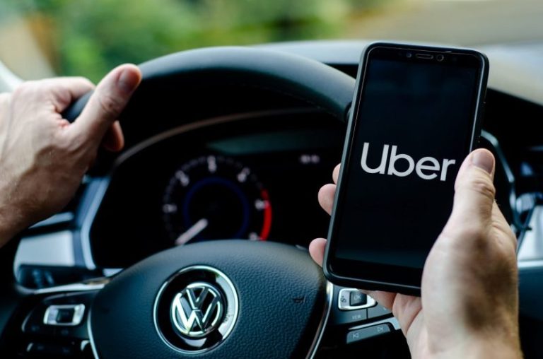 Aplicativo Uber terá botão de emergência que aciona Polícia na Paraíba