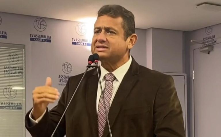 Racha na direita: Walber acusa Queiroga de usar união com Nilvan para eleger o filho “Queiroguinha”