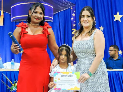 Prefeita Jorsamara Neves prestigia formatura do ABC na Escola José Henrique Neto em Zabelê
