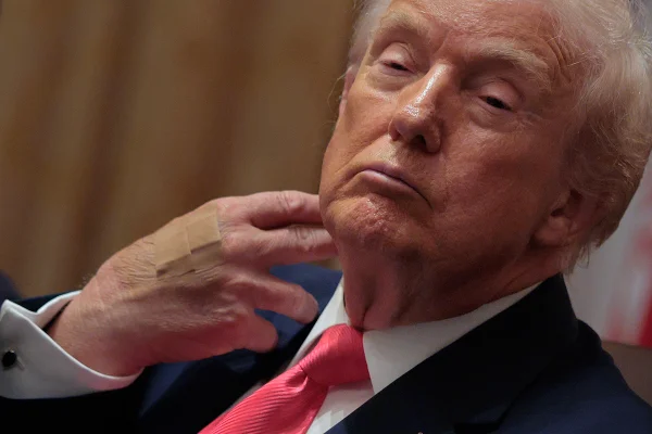 Em pronunciamento, Trump anuncia bônus de US$ 1.776 para militares