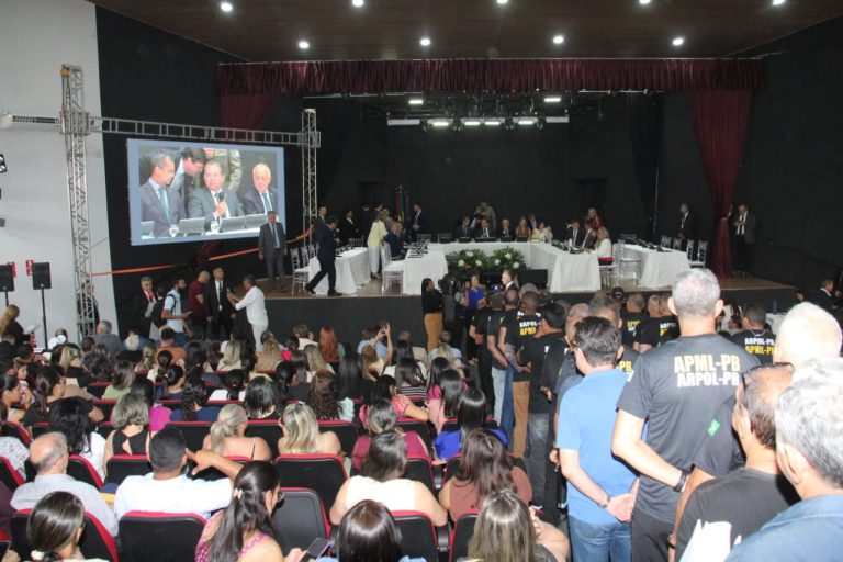 ALPB aprova LOA 2026 durante sessão itinerante em Pocinhos
