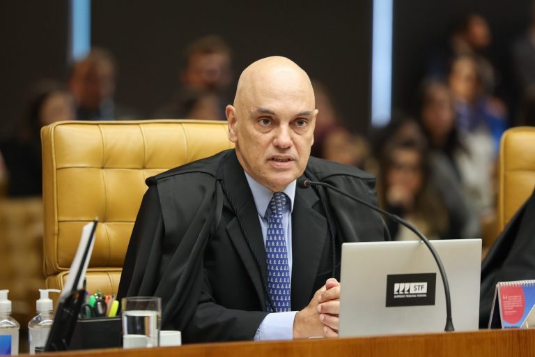 Governo Trump retira Moraes e família de sanção da Lei Magnitsky