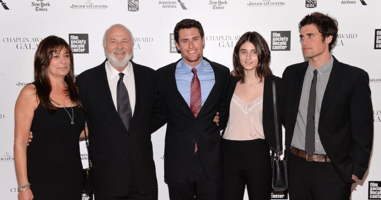 Filho de Rob Reiner comparece ao tribunal, e irmãos divulgam comunicado sobre morte dos pais