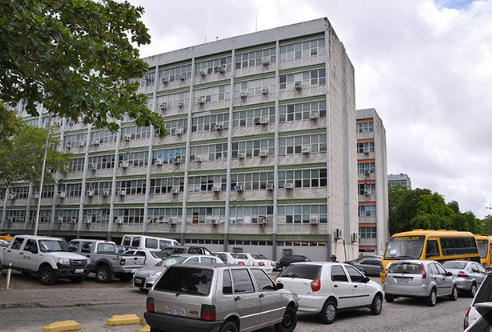 Repartições públicas do Estado terão ponto facultativo na próxima segunda-feira (8)