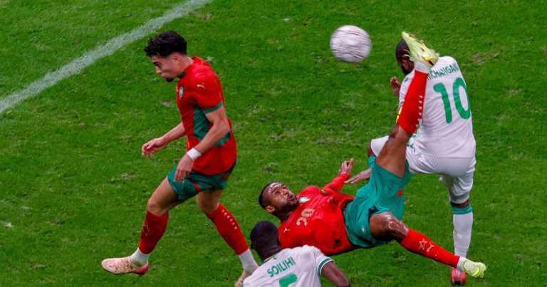 Marrocos, rival do Brasil na Copa, derrota Comores na estreia da Copa Africana de Nações