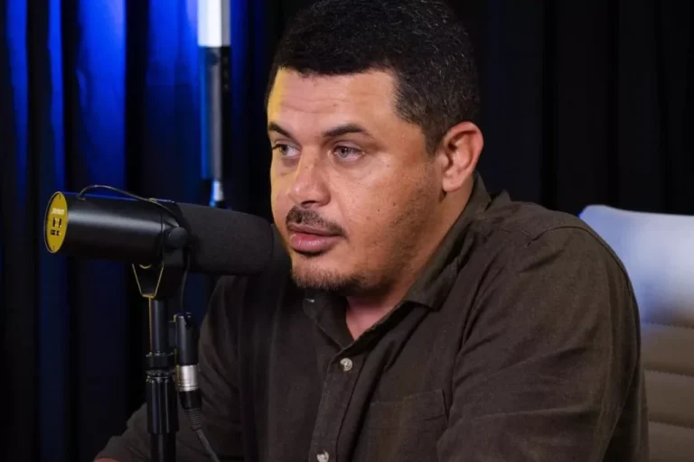 Prefeito Nerivan Gari celebra pagamento inédito aos servidores da Atenção Primária à Saúde em Caraúbas