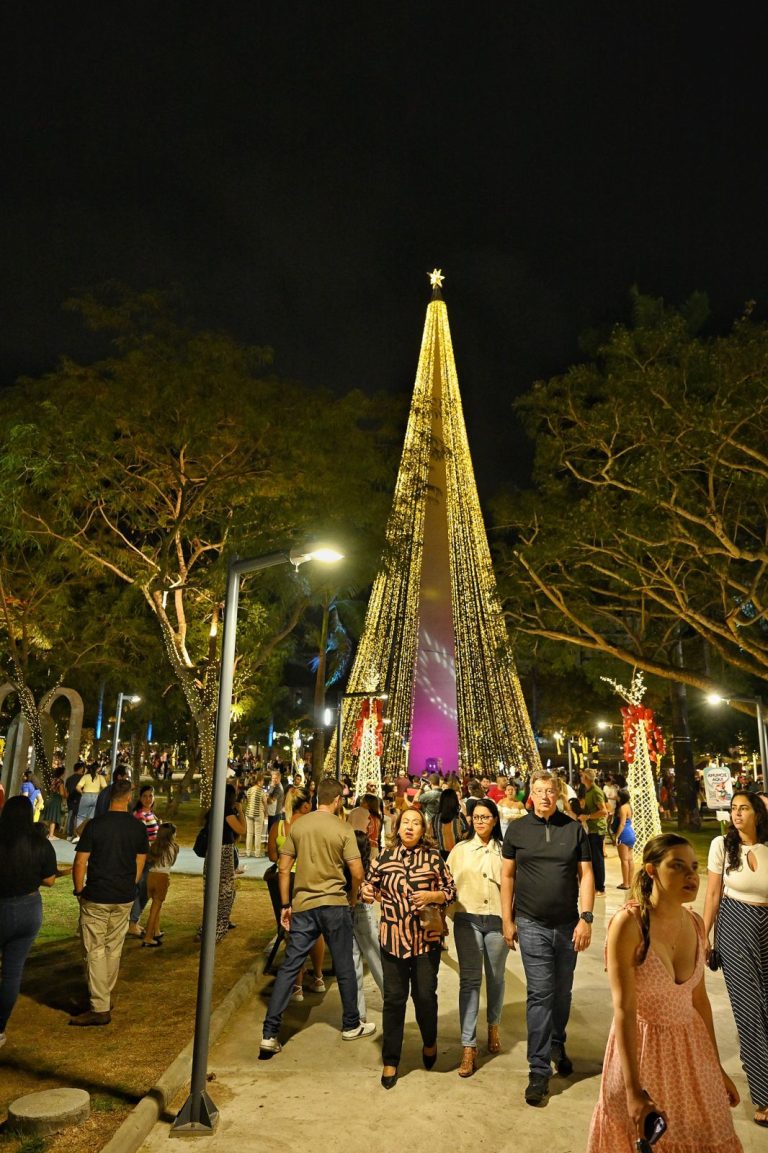 Veja ao vivo a abertura da 12ª edição do Natal Iluminado, em Campina