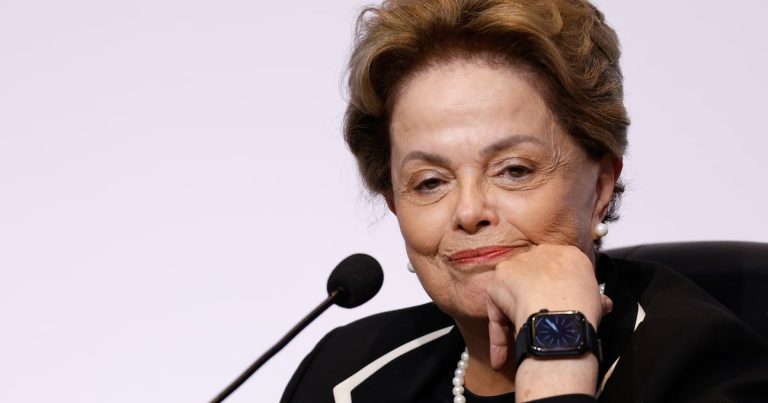 Justiça determina indenização de R$ 400 mil a Dilma e pagamento mensal por tortura na ditadura