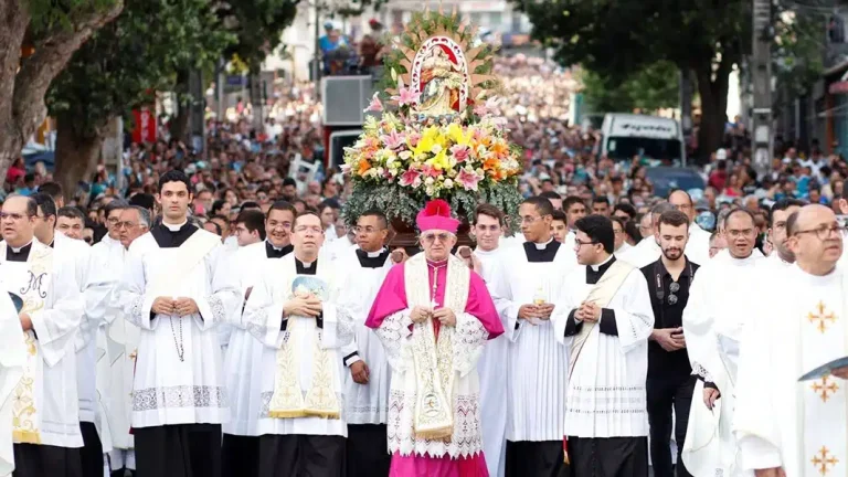 Procissão de Nossa Senhora da Conceição deve reunir multidão em CG nesta 2ª