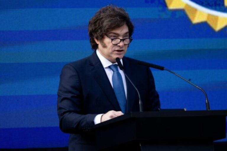 Após crítica de Lula, Milei saúda “pressão” de Trump contra Venezuela