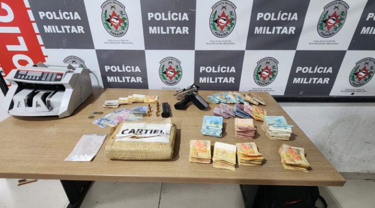 Homem é preso em flagrante com arma, drogas e moto roubada em João Pessoa