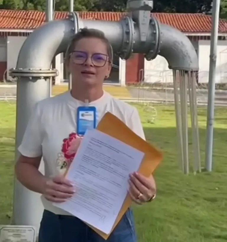 Prefeita Adalcy Freitas assina termo com a Cagepa para implantação de água e esgoto tratado em São Sebastião do Umbuzeiro