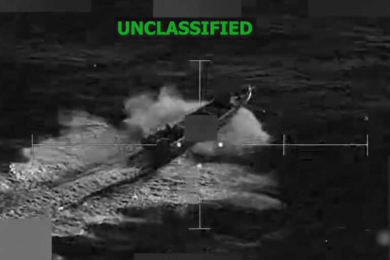 EUA bombardeia nova embarcação no Pacífico e deixa 4 mortos