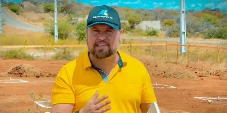 Prefeito Bira Mariano autoriza reconstrução do muro da Escola Odete Maciel, em Camalaú