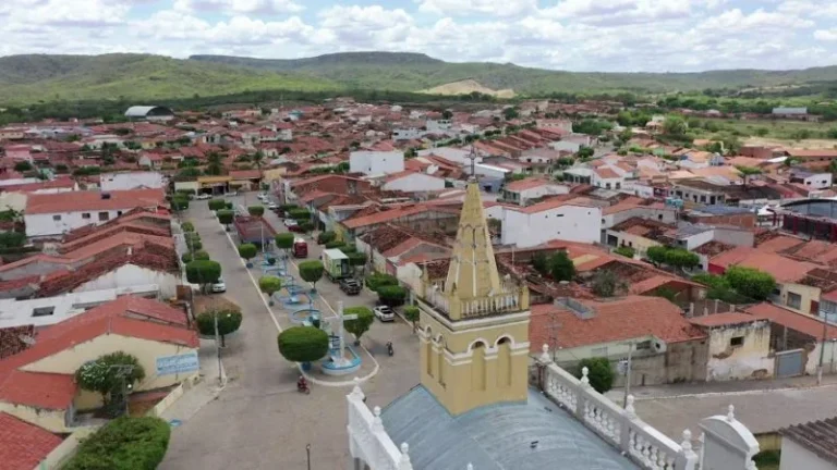 Prefeitura da Paraíba anuncia demissão de todos os servidores contratados