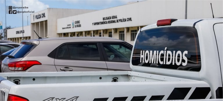 Jovem é retirado de casa e executado com mais de 50 tiros em João Pessoa