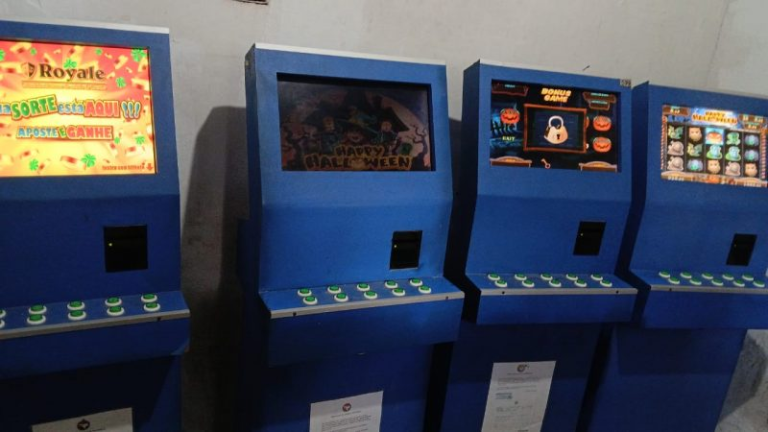 Operação apreende 17 máquinas caça-níqueis em Santa Rita