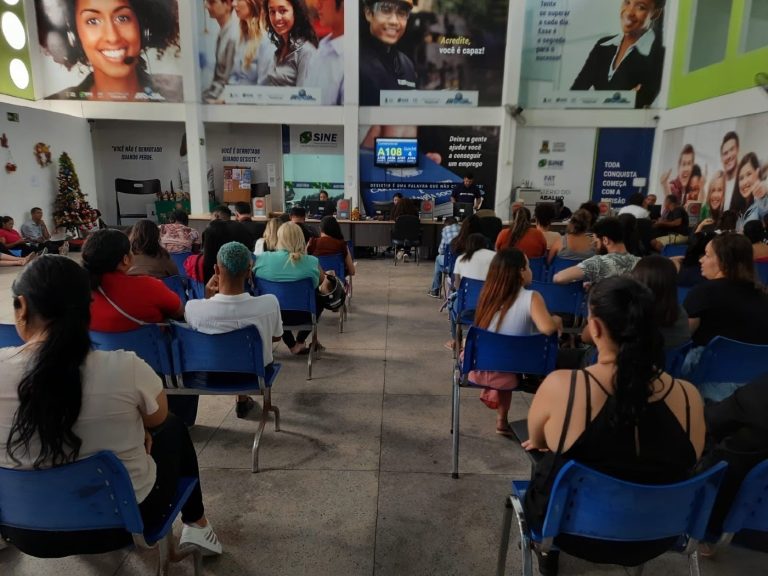 JP e CG ofertam mais de 2 mil vagas de emprego na Paraíba nesta semana