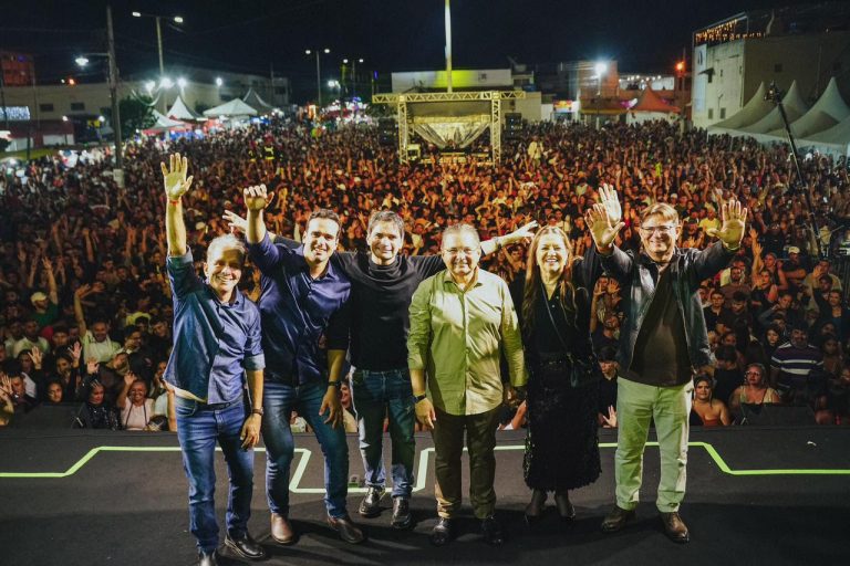 Lucas Ribeiro celebra aniversário de Pocinhos e destaca investimentos do Governo da Paraíba no município e na região