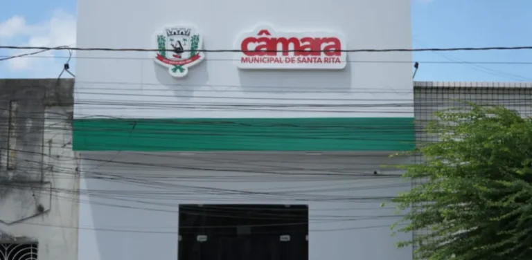 Câmara de Santa Rita aprova resolução que libera vereadores presos para participação em sessões